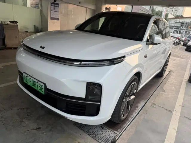 Фотография автомобиля — Li Auto L9