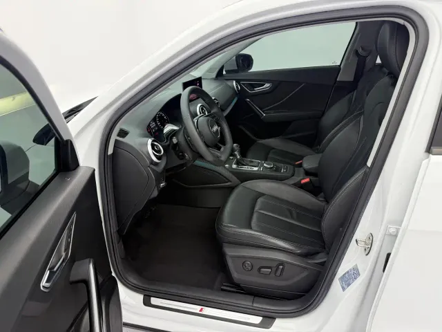 Audi Q2L — Фото автомобиля 21