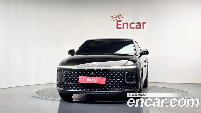 Hyundai Grandeur GN7 — Фото автомобиля 3