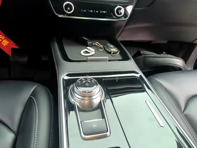 Ford Edge — Фото автомобиля 13