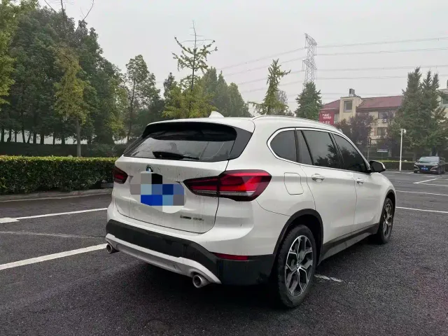 BMW X1 — Фото автомобиля 3
