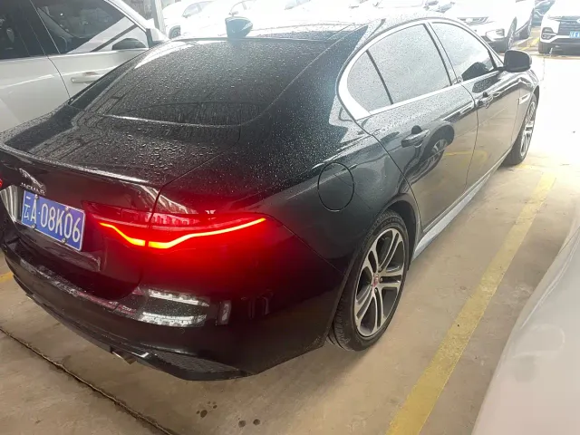 Jaguar XEL — Фото автомобиля 12