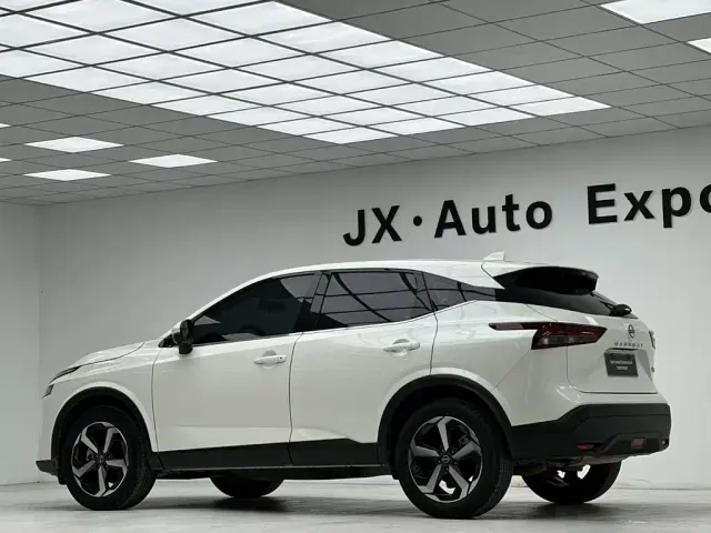 Nissan Qashqai — Фото автомобиля 24