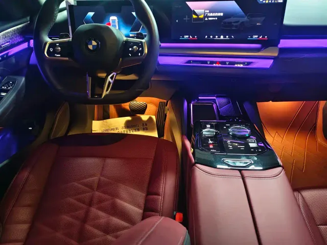 BMW 5 Series — Фото автомобиля 7