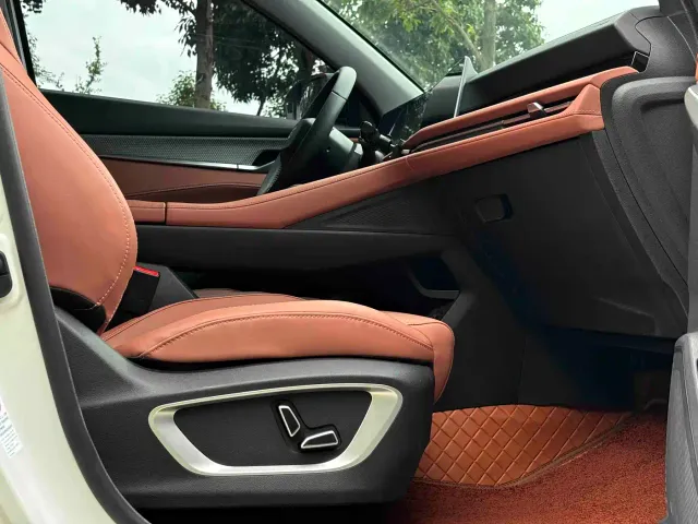 Changan CS75 Plus — Фото автомобиля 11