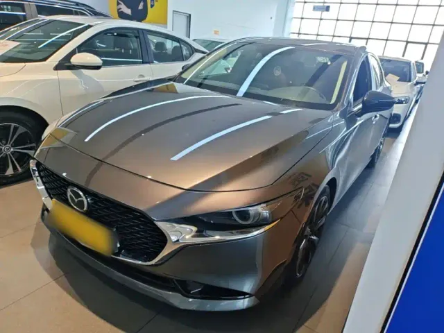 Фотография автомобиля — Mazda Axela