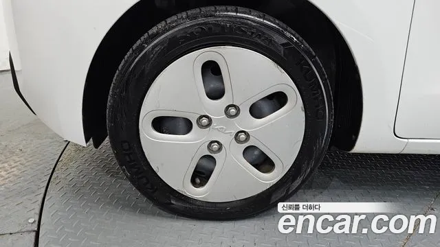 Kia RAY Новый Kia Ray Фургон — Фото автомобиля 5