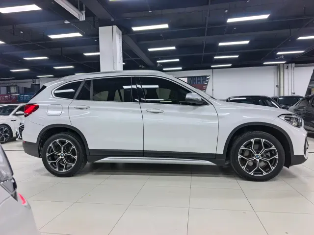 BMW X1 — Фото автомобиля 7