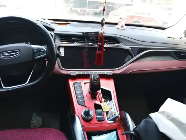 Geely Boyue 2022 Boyue X 1.8TD DCT Smart Style — Фото автомобиля 13
