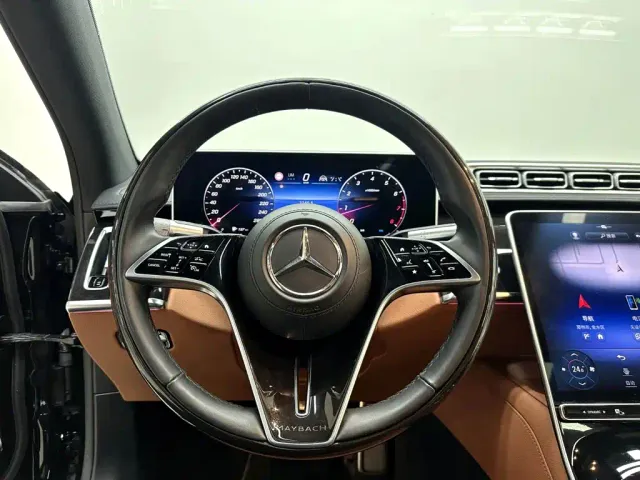 Mercedes-Benz Maybach S-Class — Фото автомобиля 27
