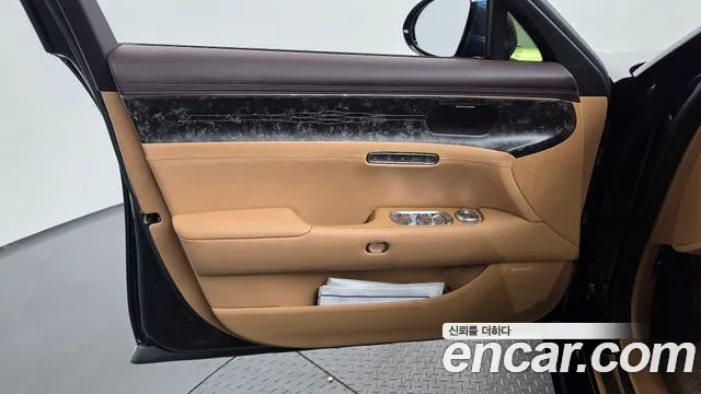 Genesis G90 RS4 — Фото автомобиля 13