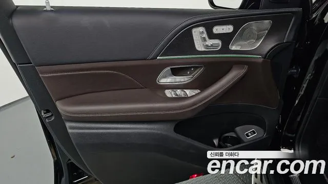 Mercedes-Benz GLS-Class — Фото автомобиля 19