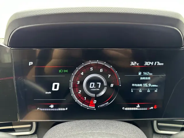 Hyundai Elantra — Фото автомобиля 11