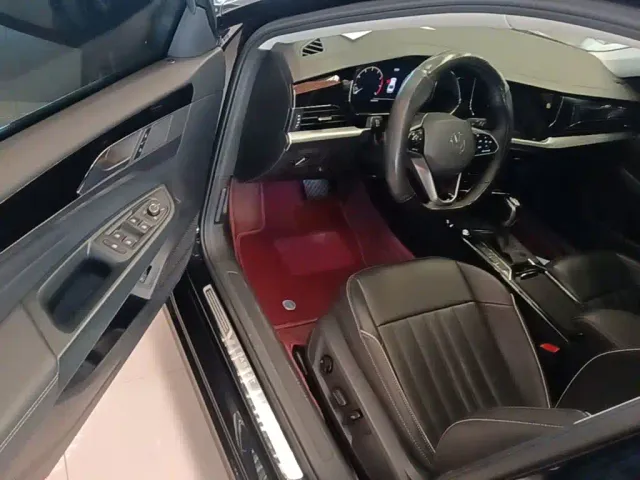 Volkswagen Passat — Фото автомобиля 15