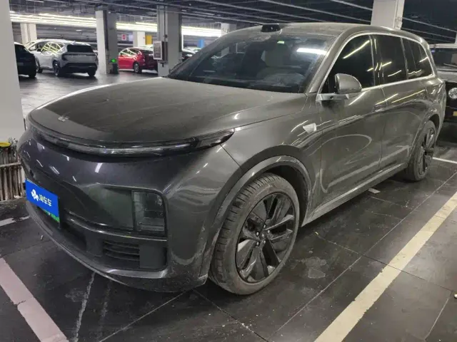 Фотография автомобиля — Li Auto L9