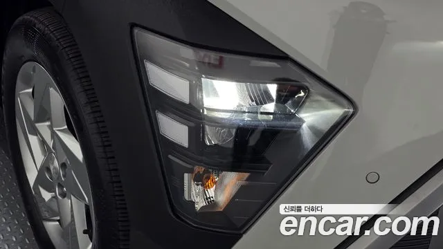 Hyundai Kona SX2 — Фото автомобиля 22