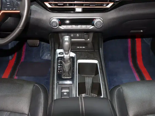 Nissan Teana — Фото автомобиля 15