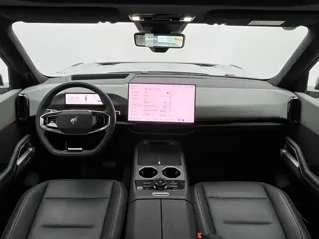 Ford Mustang NEV — Фото автомобиля 8