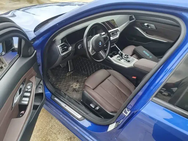 BMW 3 Series — Фото автомобиля 15