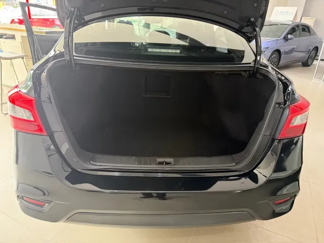 Nissan Sylphy — Фото автомобиля 10