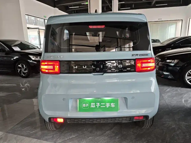 Wuling Hongguang Mini EV — Фото автомобиля 5