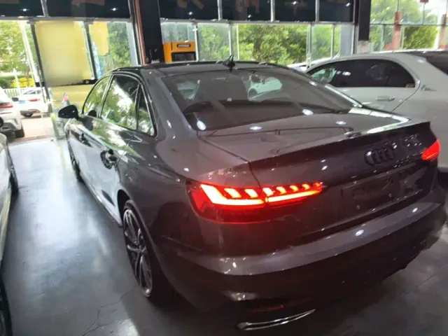 Audi A4L — Фото автомобиля 4