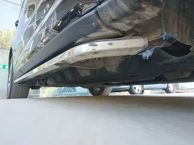 Ford Edge — Фото автомобиля 20