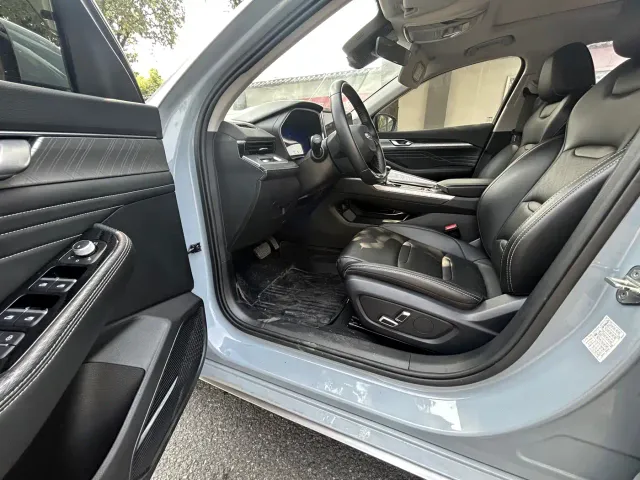 Geely Xingrui — Фото автомобиля 6