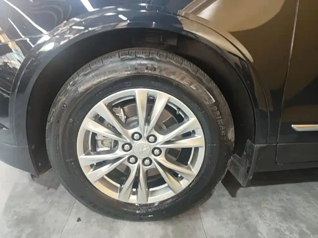 Cadillac XT5 — Фото автомобиля 22