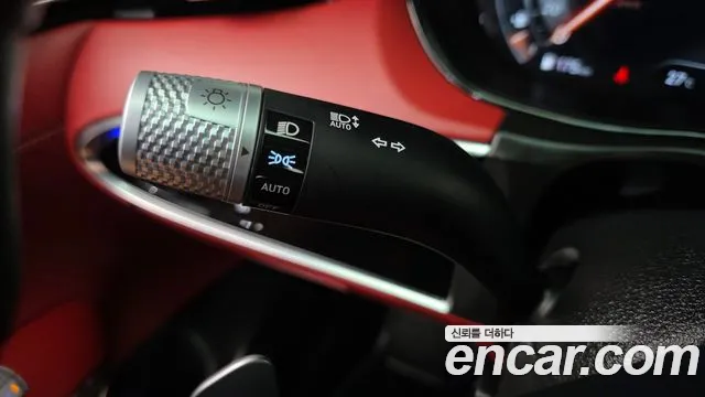 Genesis GV70 2.5T Бензин AWD — Фото автомобиля 27