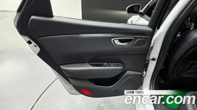 Renault Korea SM6 New — Фото автомобиля 14