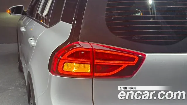 Kia Niro Niro Plus Air — Фото автомобиля 23