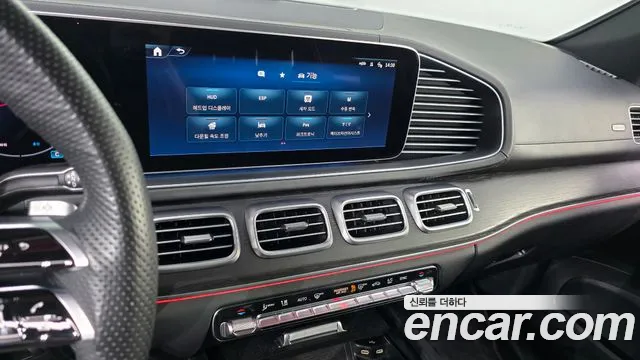 Mercedes-Benz GLE-Class — Фото автомобиля 13