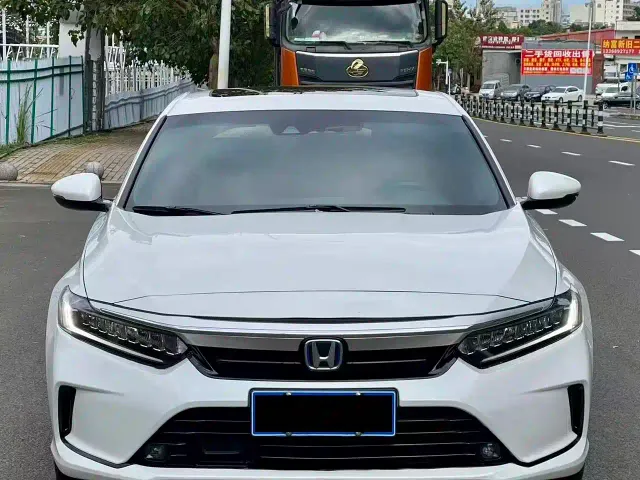 Honda Inspire Hybrid — Фото автомобиля 2
