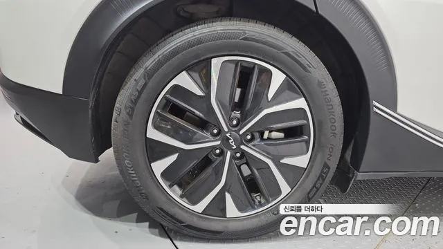 Kia EV6 — Фото автомобиля 5