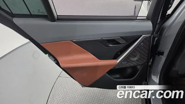 BMW 5 Series — Фото автомобиля 14