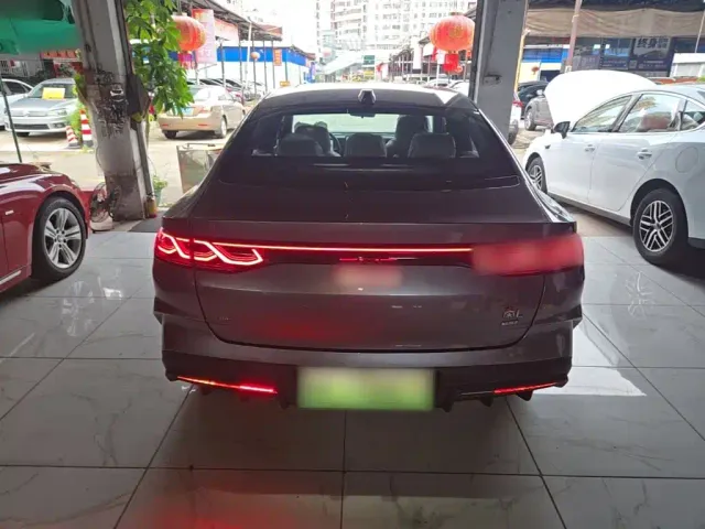 BYD Qin L — Фото автомобиля 5