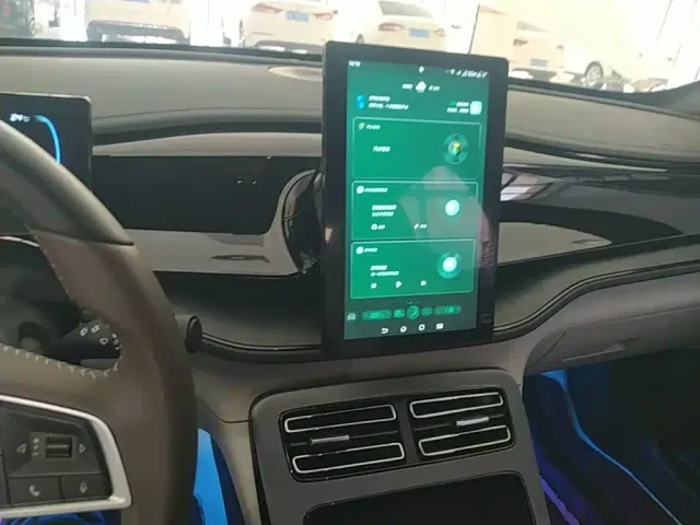 BYD Qin PLUS — Фото автомобиля 12