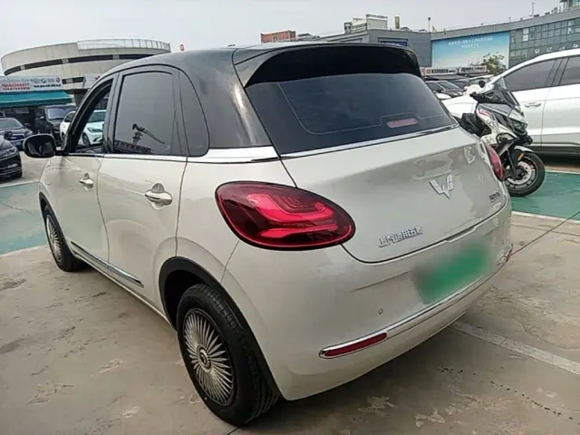 Wuling Bingo — Фото автомобиля 4