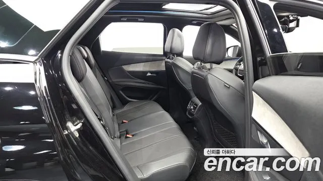 Peugeot 3008 — Фото автомобиля 12