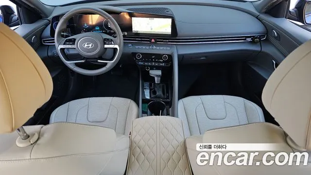 Hyundai AVANTE Новый Avante (CN7) — Фото автомобиля 7