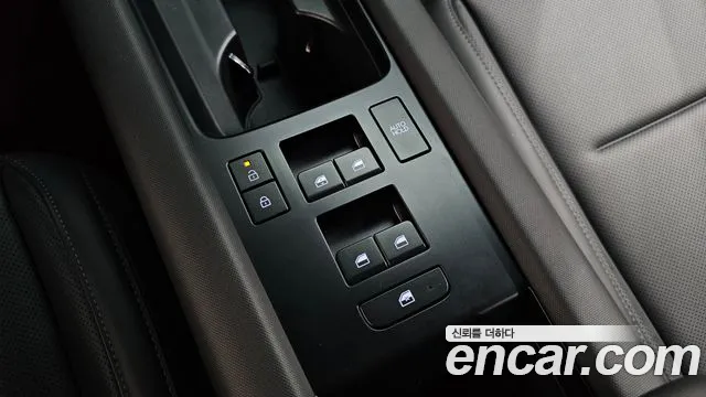 Hyundai Ioniq 6 — Фото автомобиля 25