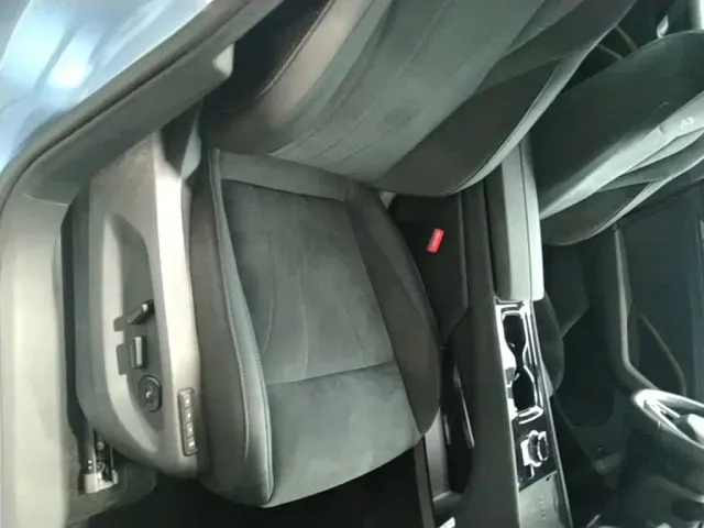 Volkswagen Tiguan L — Фото автомобиля 24