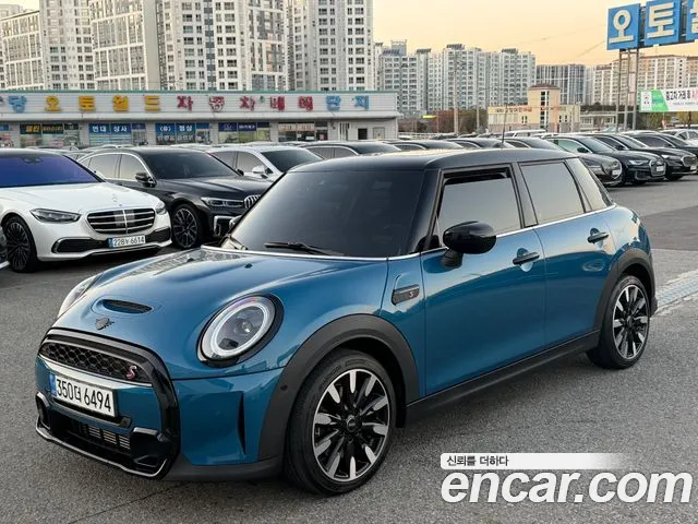 Mini Cooper — Фото автомобиля 4