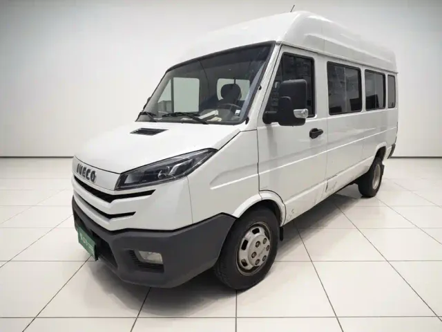 Фотография автомобиля — Iveco Daily