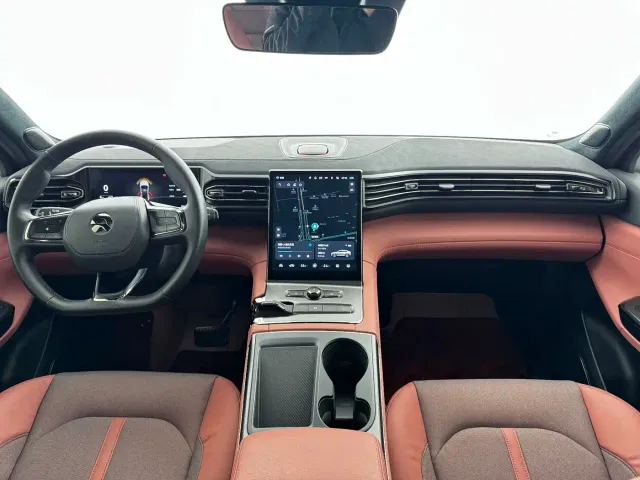 Nio EC6 — Фото автомобиля 6