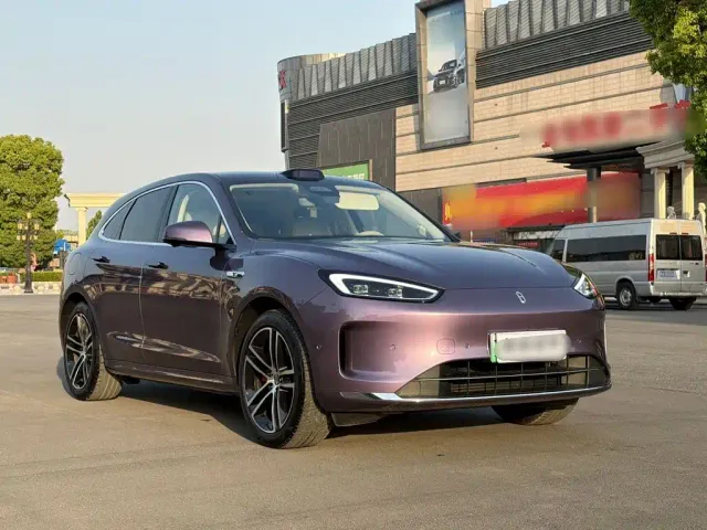 Aito M5 — Фото автомобиля 11