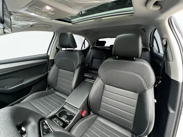 Skoda Superb — Фото автомобиля 14