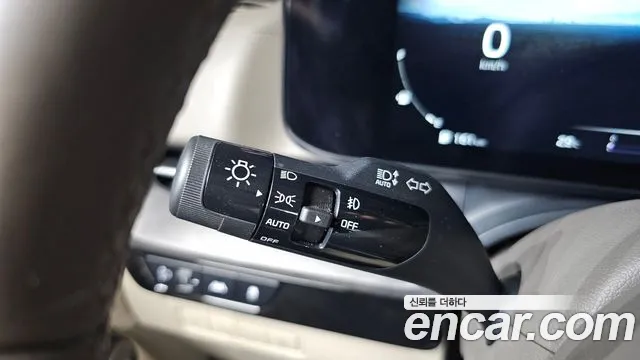 Kia Canival Carnival 4 поколение Дизель 9 мест Signature — Фото автомобиля 27
