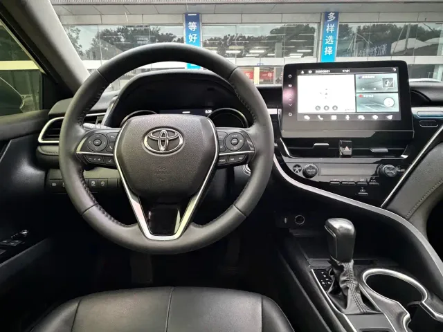 Toyota Camry — Фото автомобиля 13